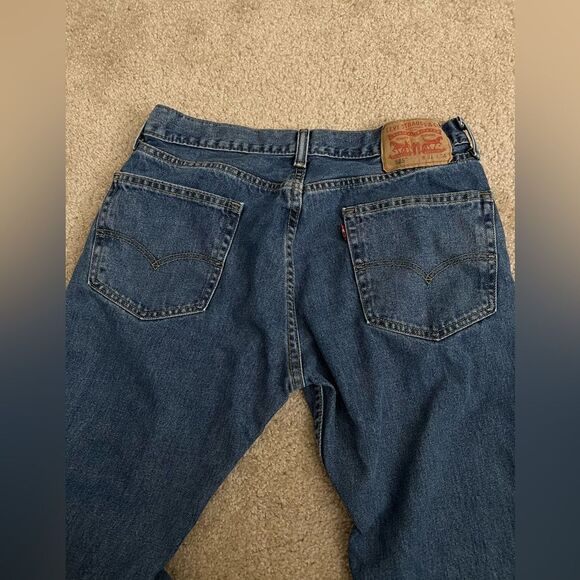 Levi’s 505 Medium Stone Wash Jeans - Picture 6 of 7